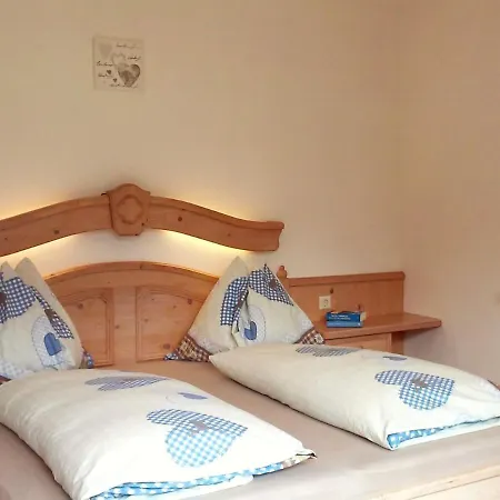 Hirterhuette Apartment *